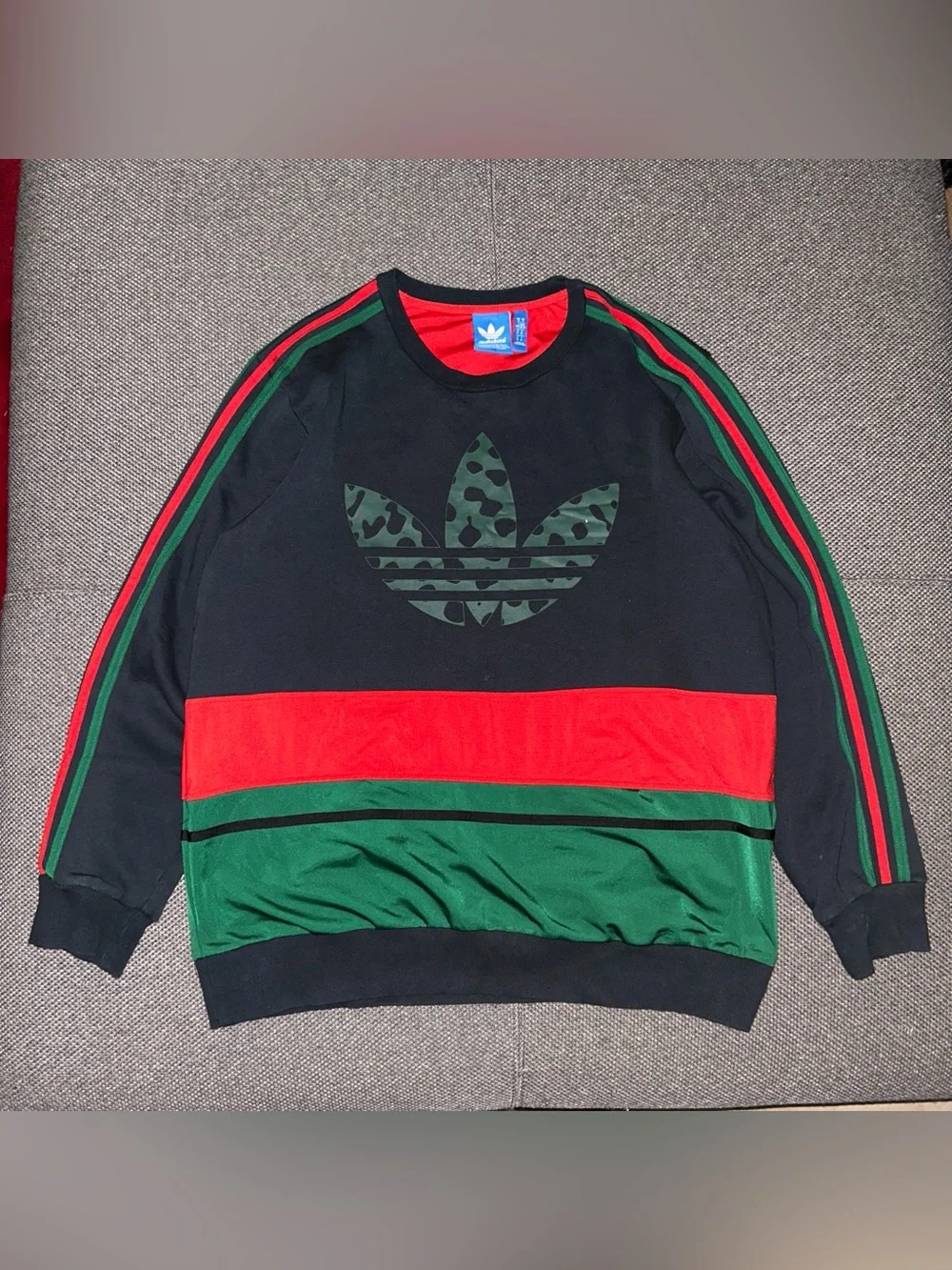 Rare Adidas Originals Treefoil Big Logo Colorblock Red/Green/Black Sweatshirt XL